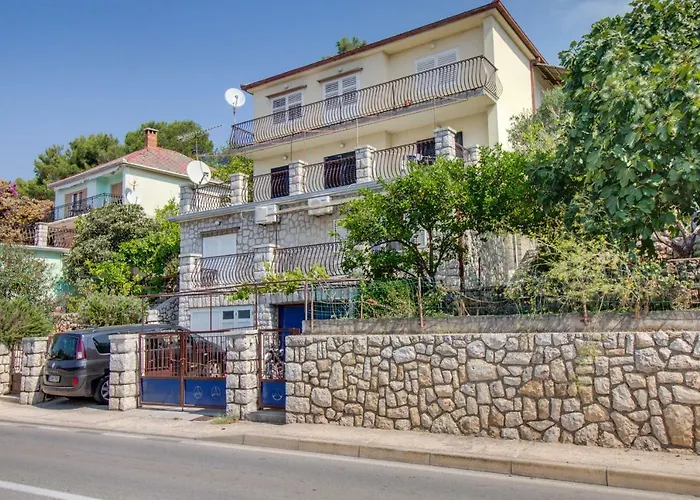 Apartment Stela